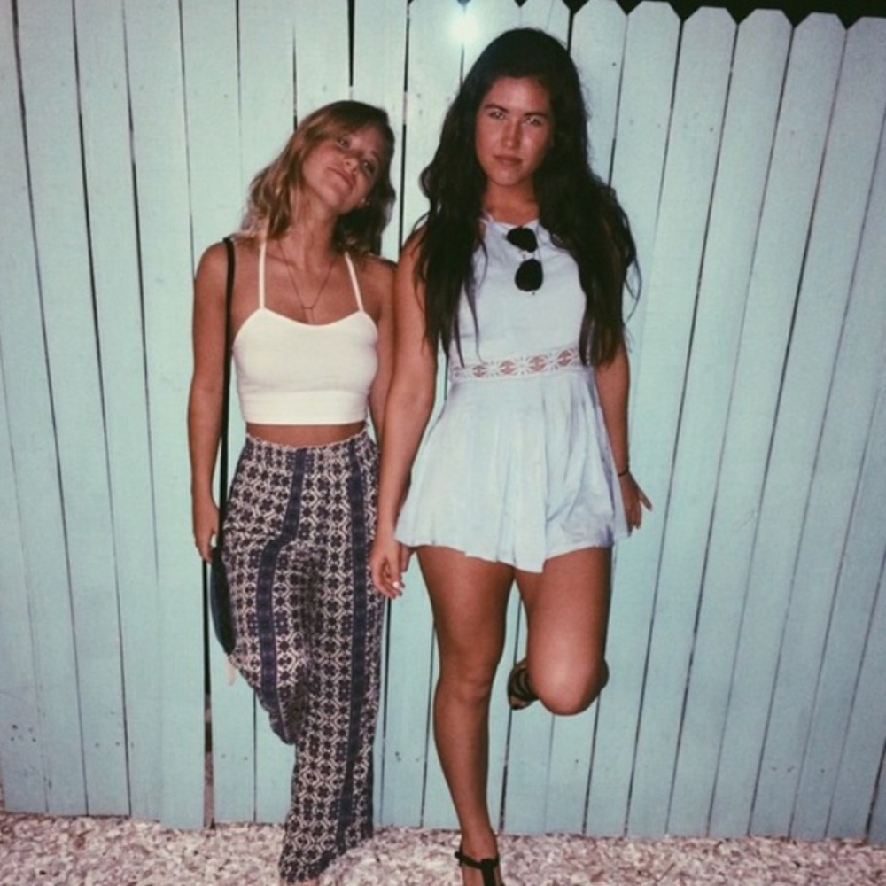 😊SOLD😊 Brandy Melville flowly pants - Picture 1 of 1